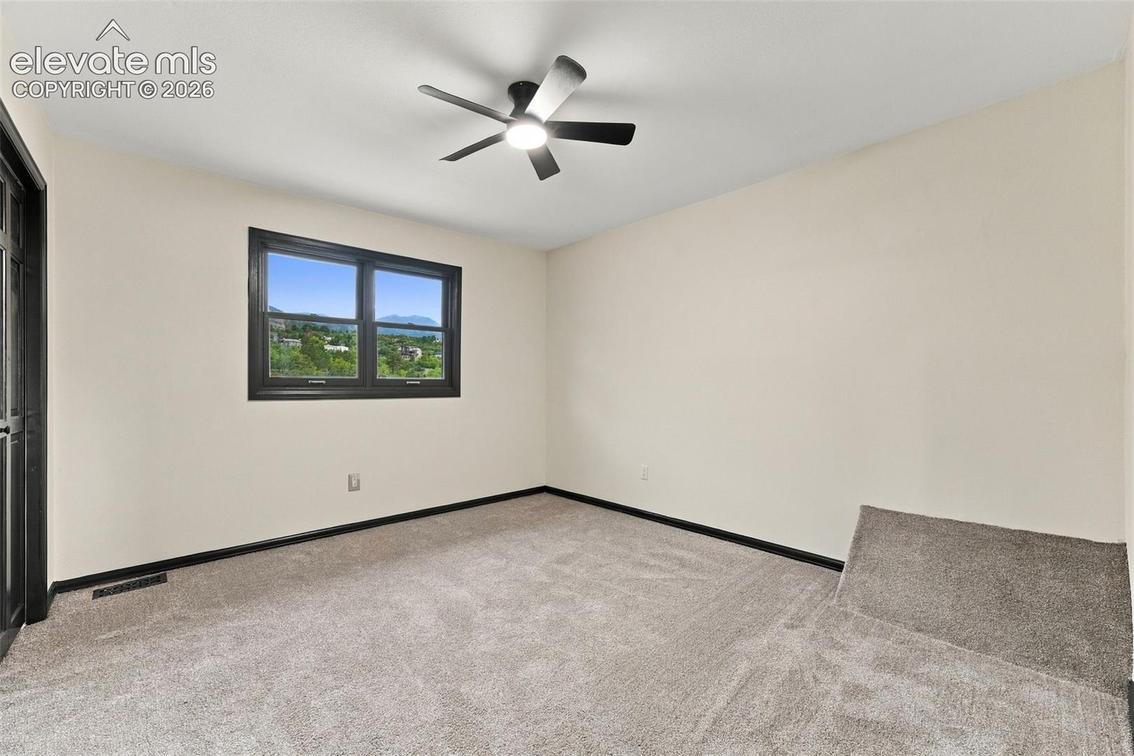 425 Roxbury Circle