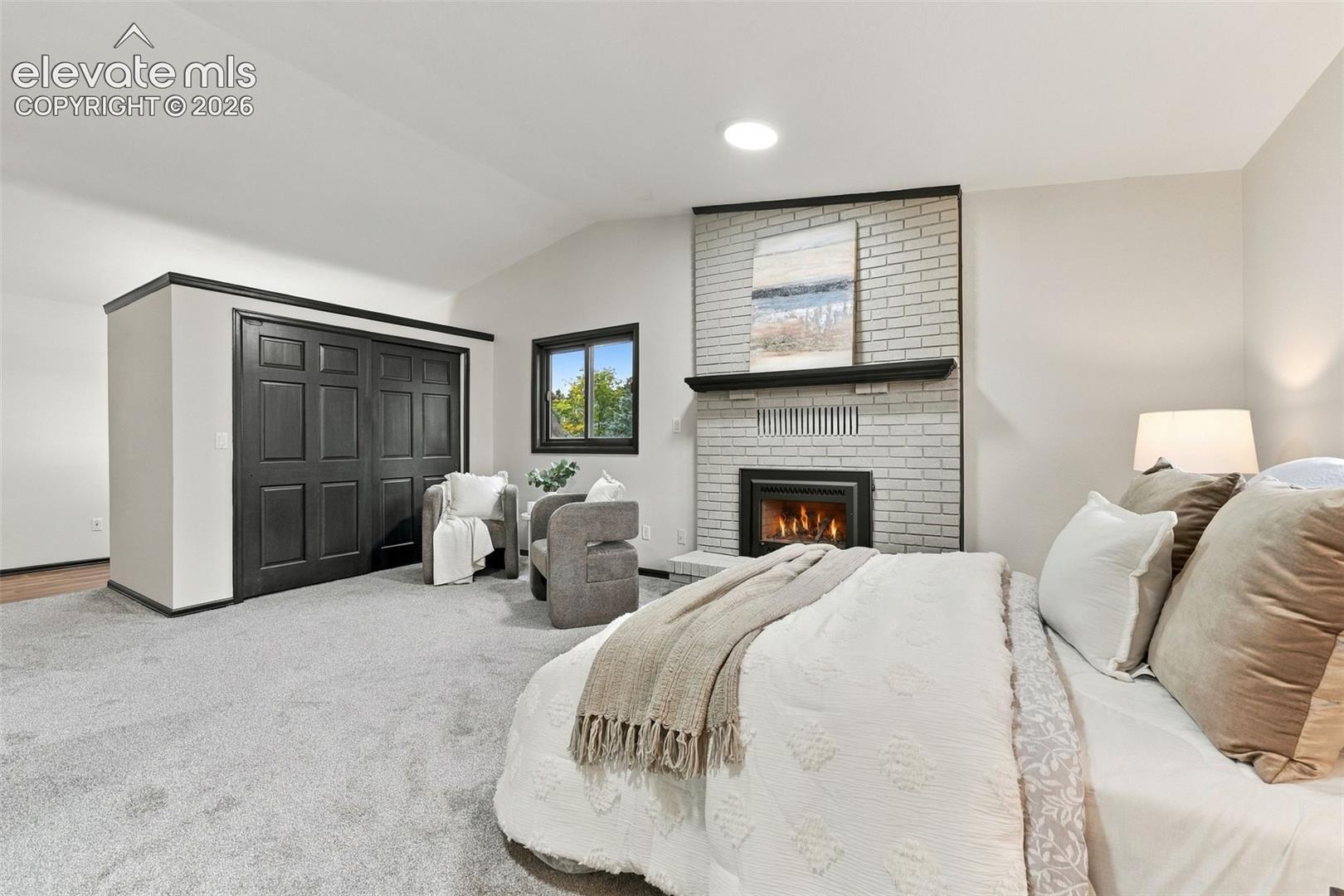 425 Roxbury Circle
