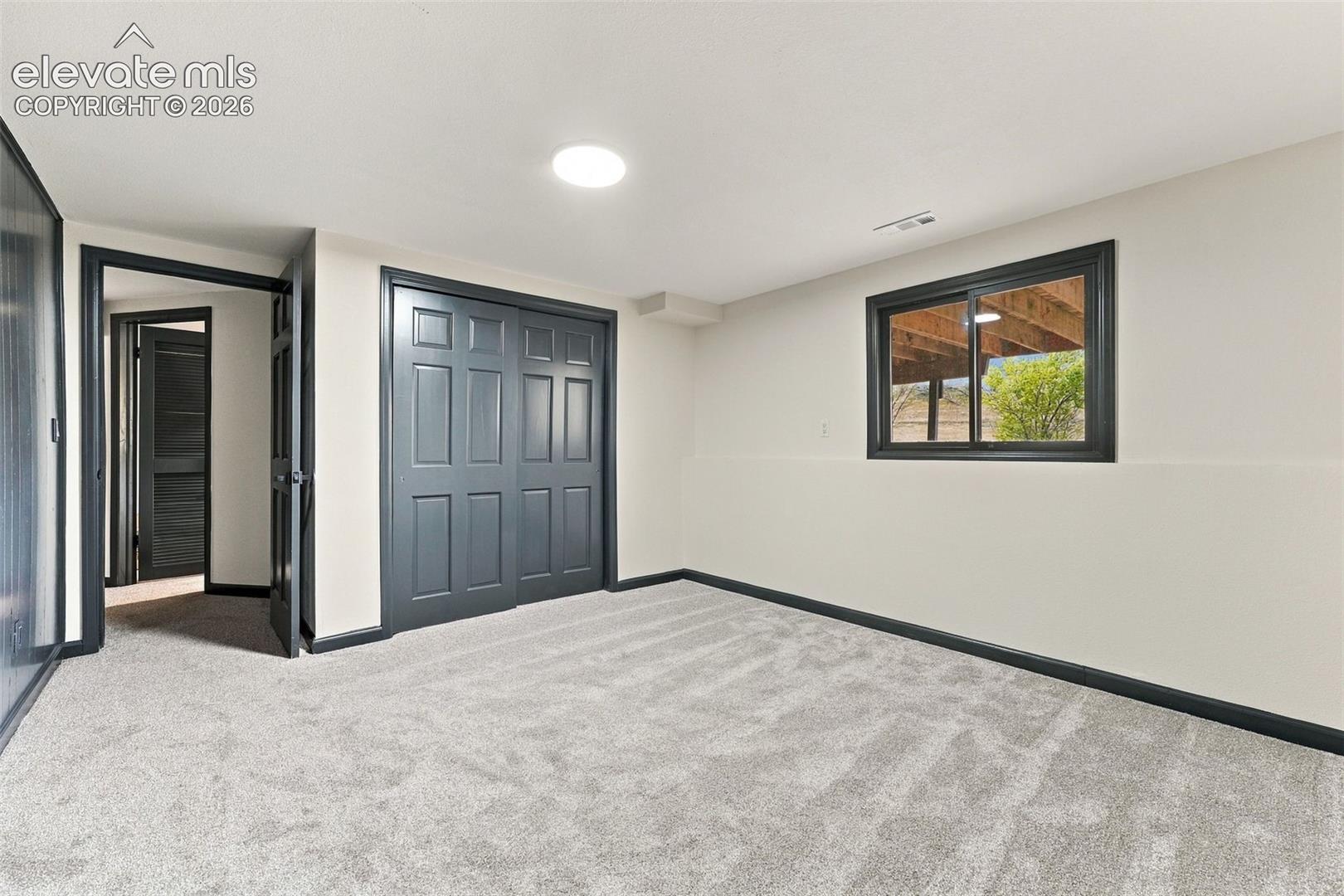 425 Roxbury Circle