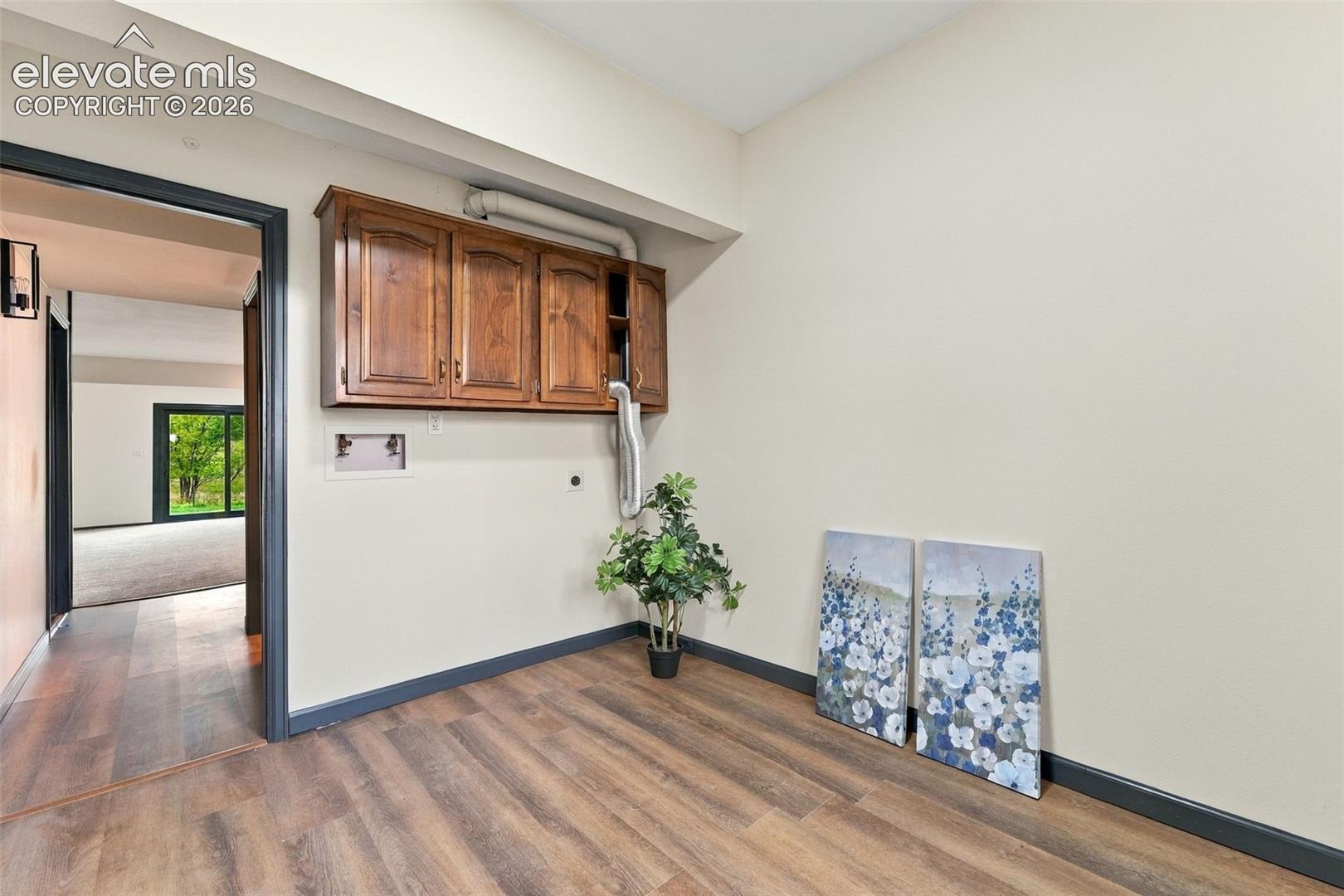 425 Roxbury Circle