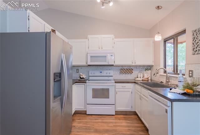 4170 Kayak Court