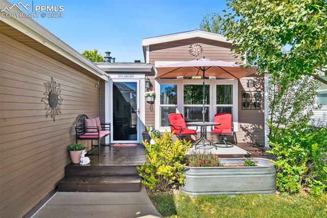 4096 Gray Fox Heights