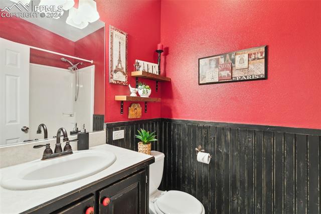 4096 Gray Fox Heights