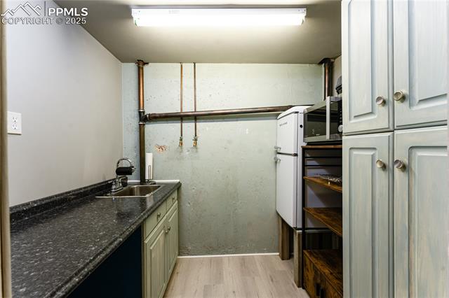 3530 E La Salle Street