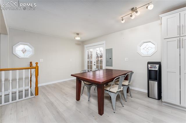 3530 E La Salle Street