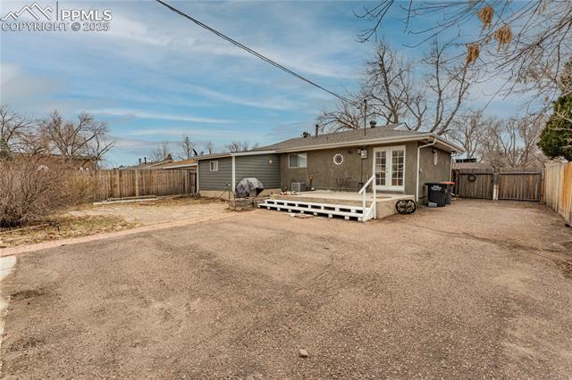 3530 E La Salle Street