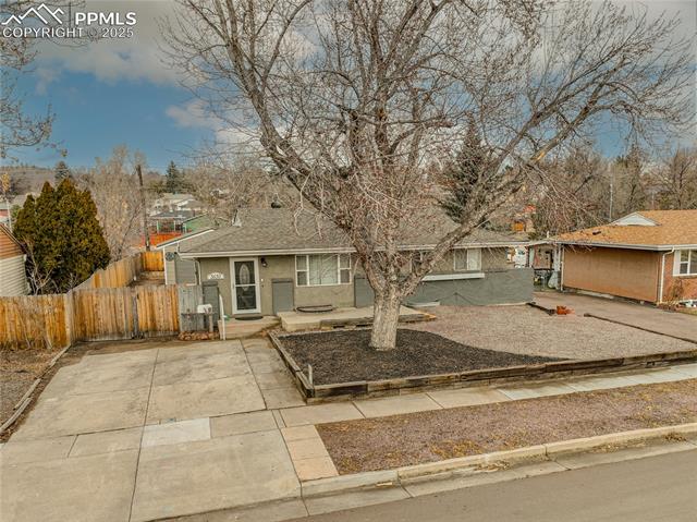 3530 E La Salle Street