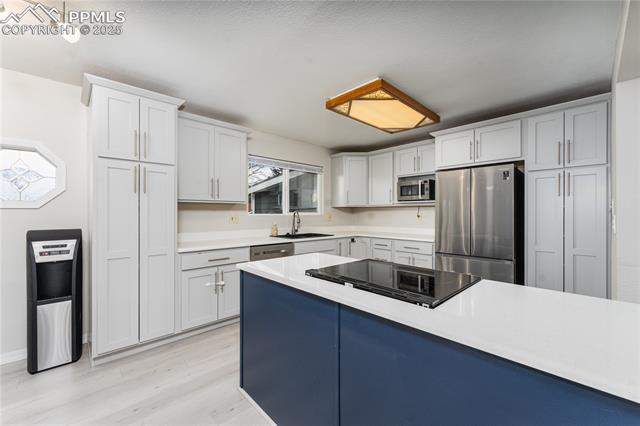 3530 E La Salle Street