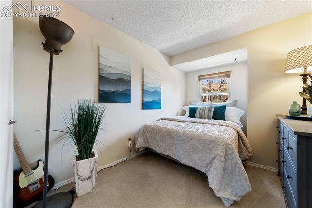 8075 Lexington Park Drive