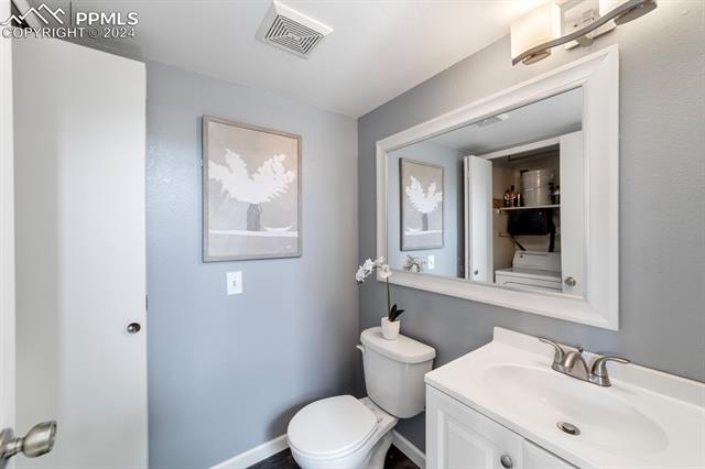 8075 Lexington Park Drive