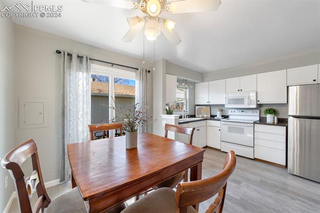 8075 Lexington Park Drive