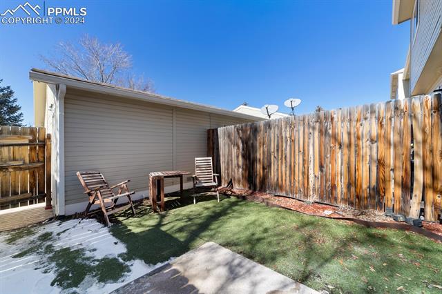 8075 Lexington Park Drive