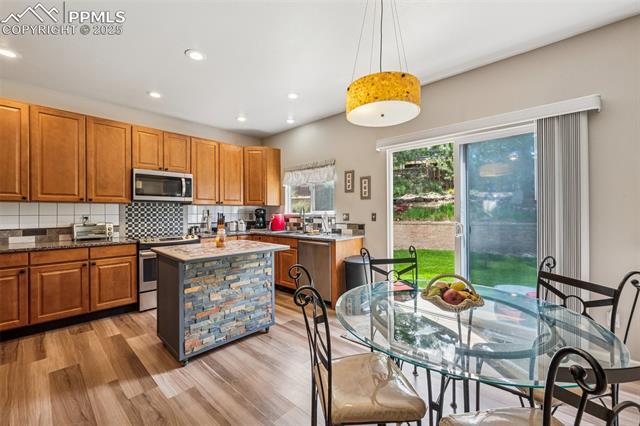 7916 Black Walnut Drive