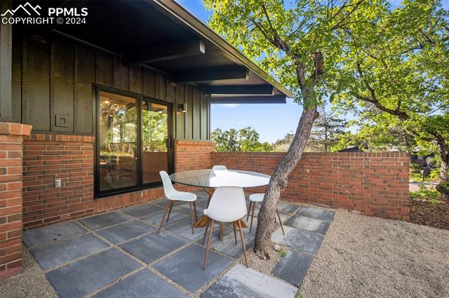 2718 Andromeda Drive