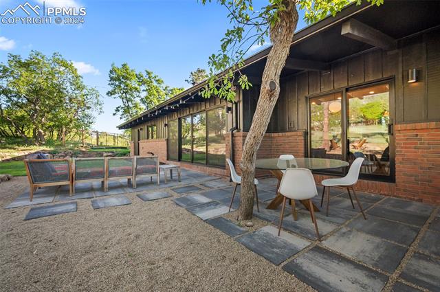 2718 Andromeda Drive