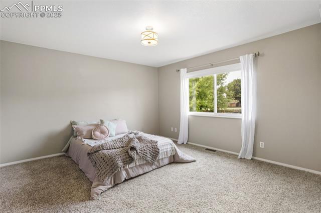 2110 N Whitehorn Drive