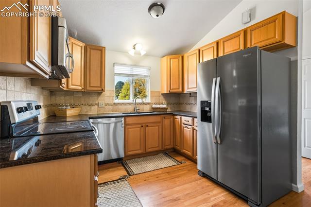 2110 N Whitehorn Drive