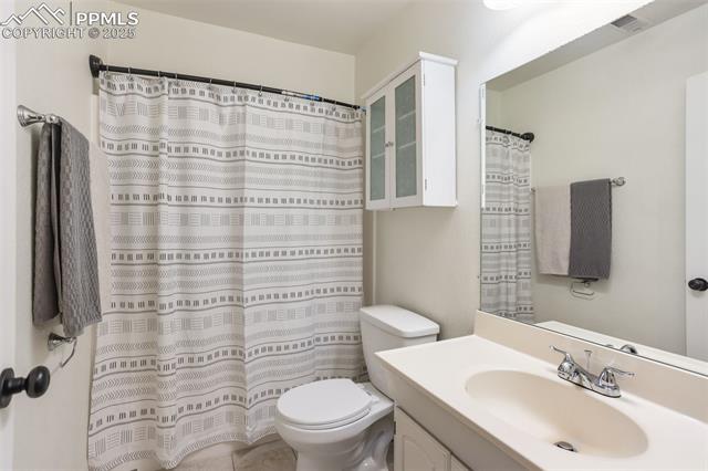 2110 N Whitehorn Drive