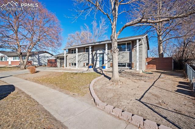 4440 E San Miguel Street