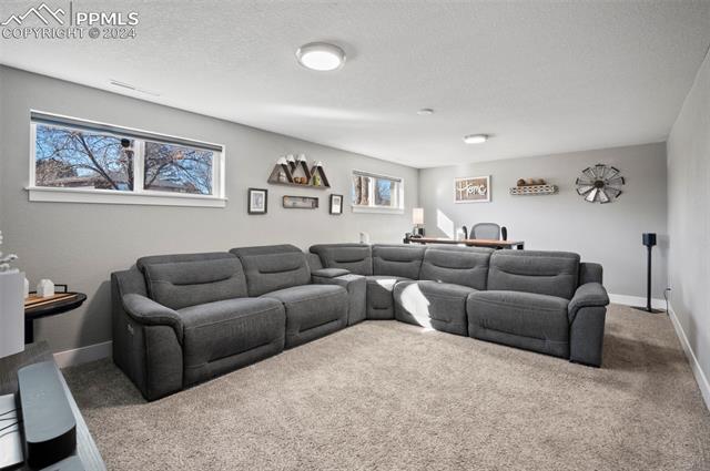 4440 E San Miguel Street