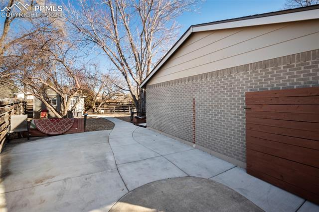 4440 E San Miguel Street