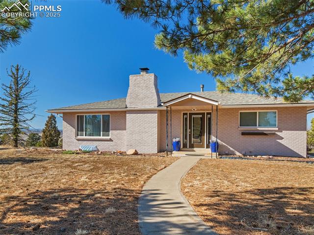 2619 Mountain View Avenue