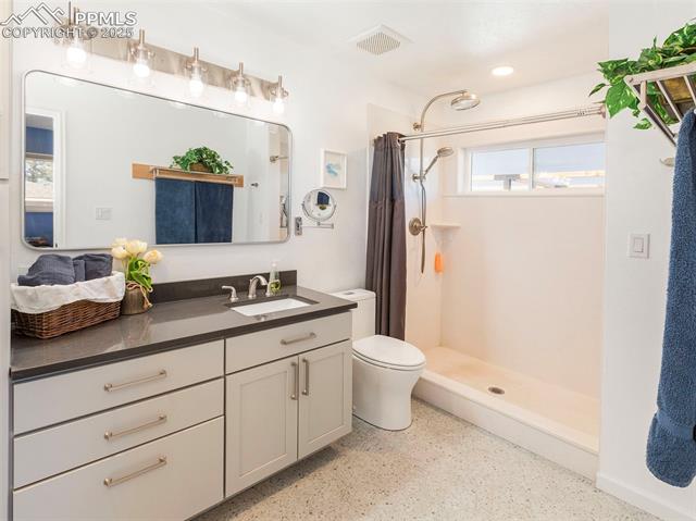 2619 Mountain View Avenue