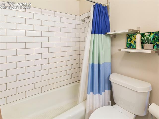 2619 Mountain View Avenue