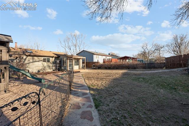 6745 Fielding Circle