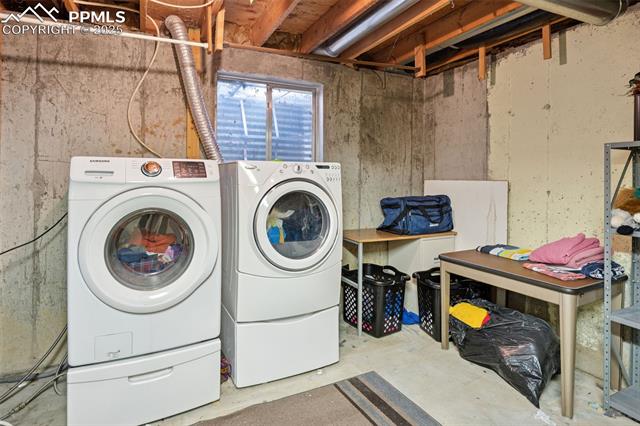 6745 Fielding Circle