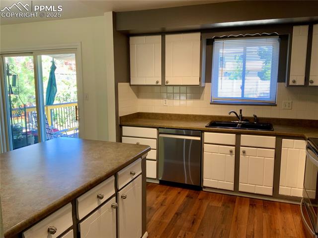 3305 Red Onion Circle