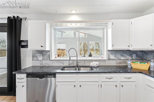 2685 Lone Feather Drive