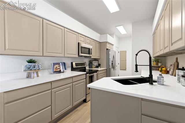 4430 Songglen Circle