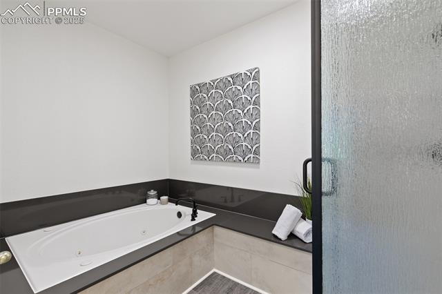 4430 Songglen Circle