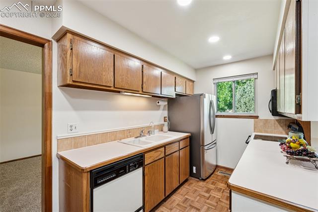 4950 Elm Grove Drive