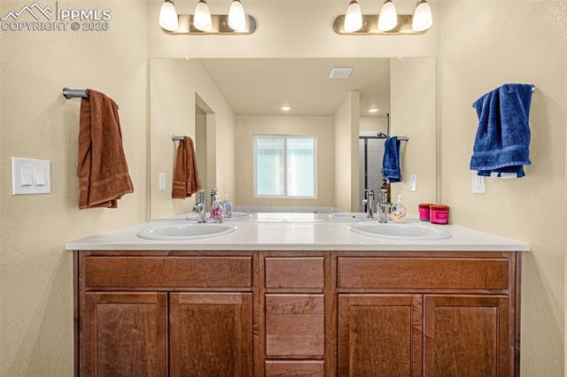 10511 Summer Ridge Drive