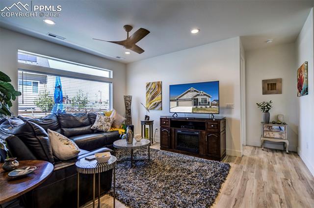 6112 Torrisdale View