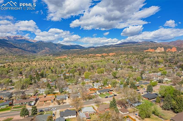 637 Glen Eyrie Circle