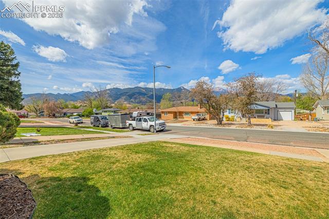 637 Glen Eyrie Circle