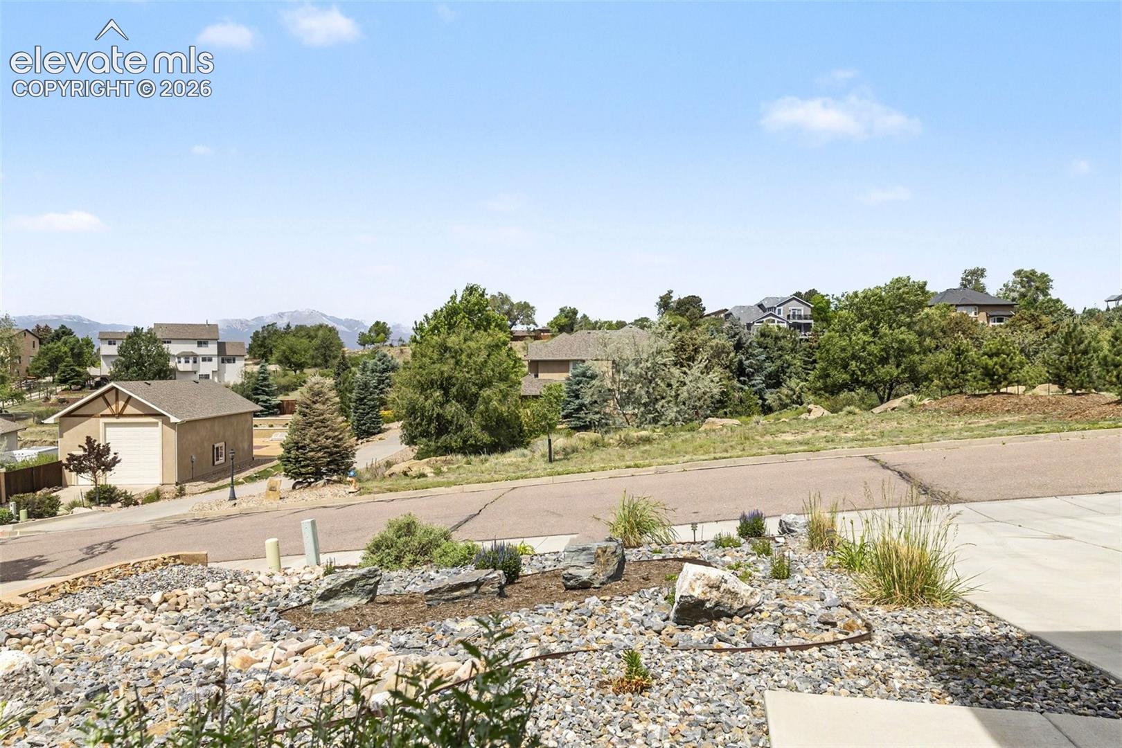 4720 Farmingdale Drive