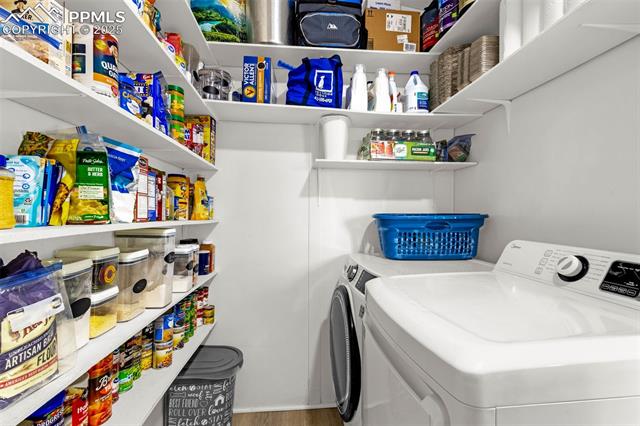 8831 Avenida Hermosa View