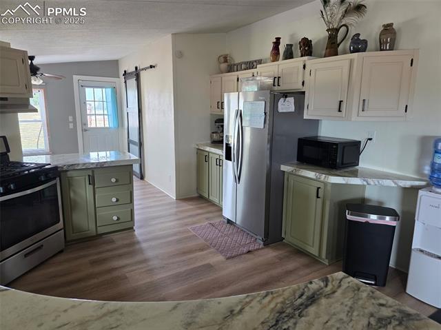 8831 Avenida Hermosa View