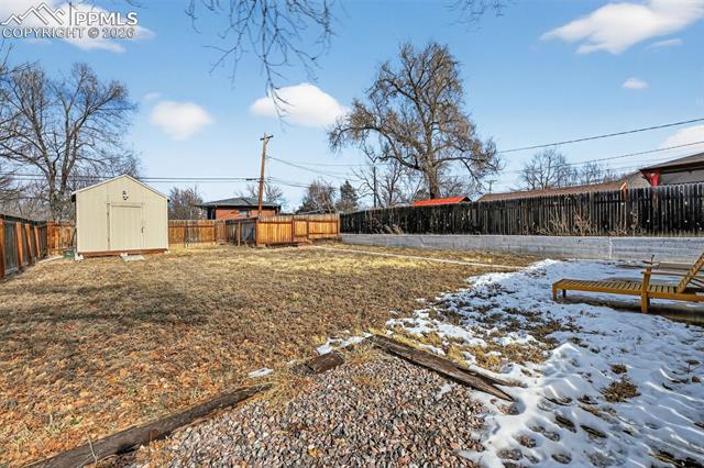 904 E San Miguel Street