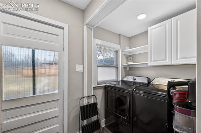 904 E San Miguel Street