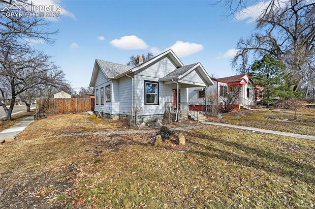 904 E San Miguel Street