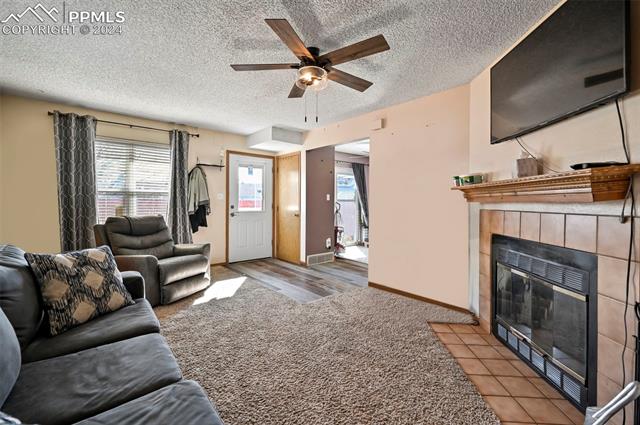 1302 Firefly Circle 1