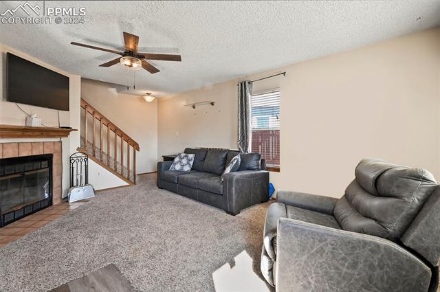 1302 Firefly Circle 1