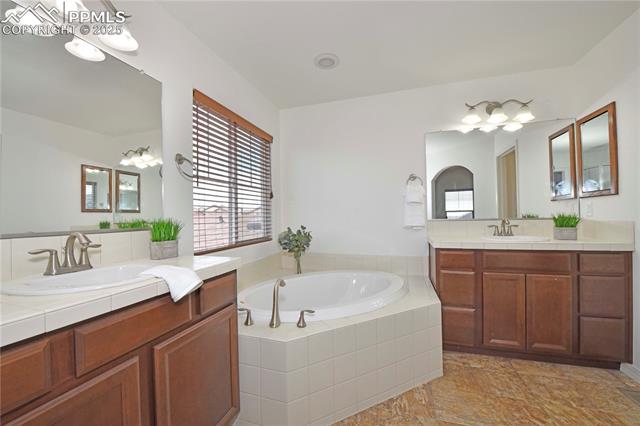 10626 Mt Emerald Drive