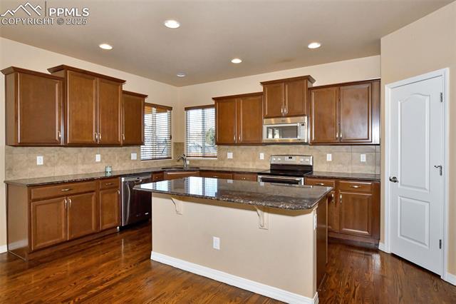 10626 Mt Emerald Drive