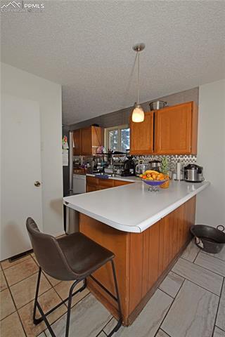 5916 Wolf Creek Place